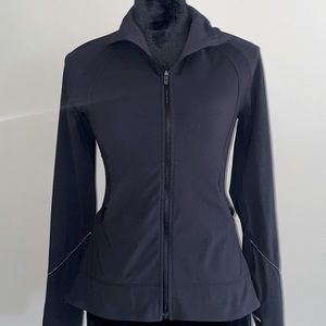Lululemon Zip Up Jacket - Size 4 - Black
